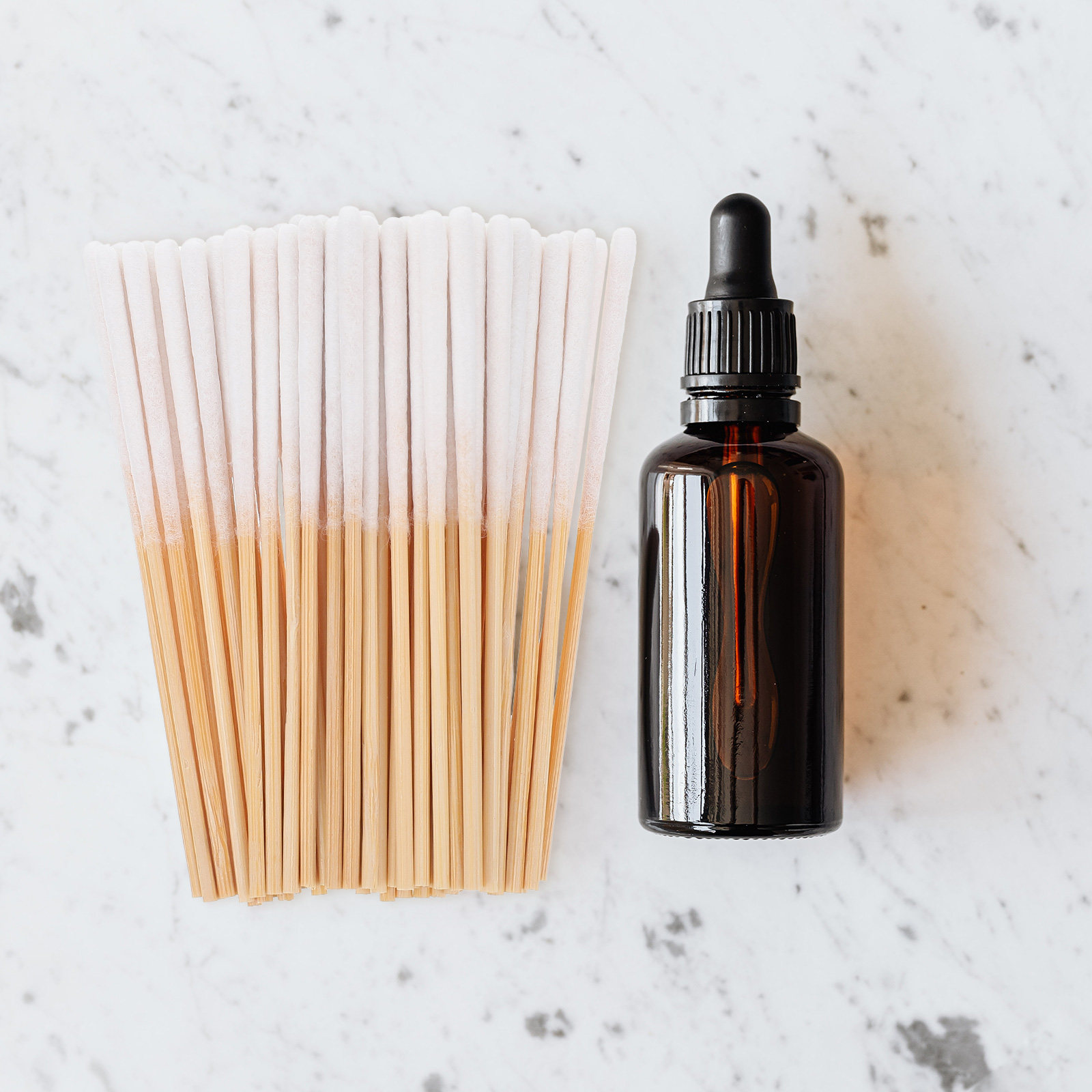 Beauty Makeup Tips - 300Pcs Bamboo Handle Cotton Swabs Pointed